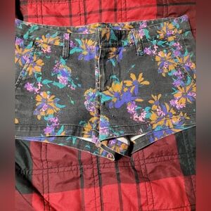 Floral Women's Shorts Hurley Size 9